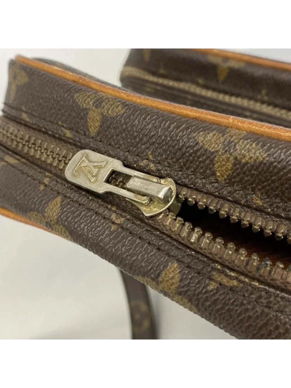 Louis Vuitton this authentic